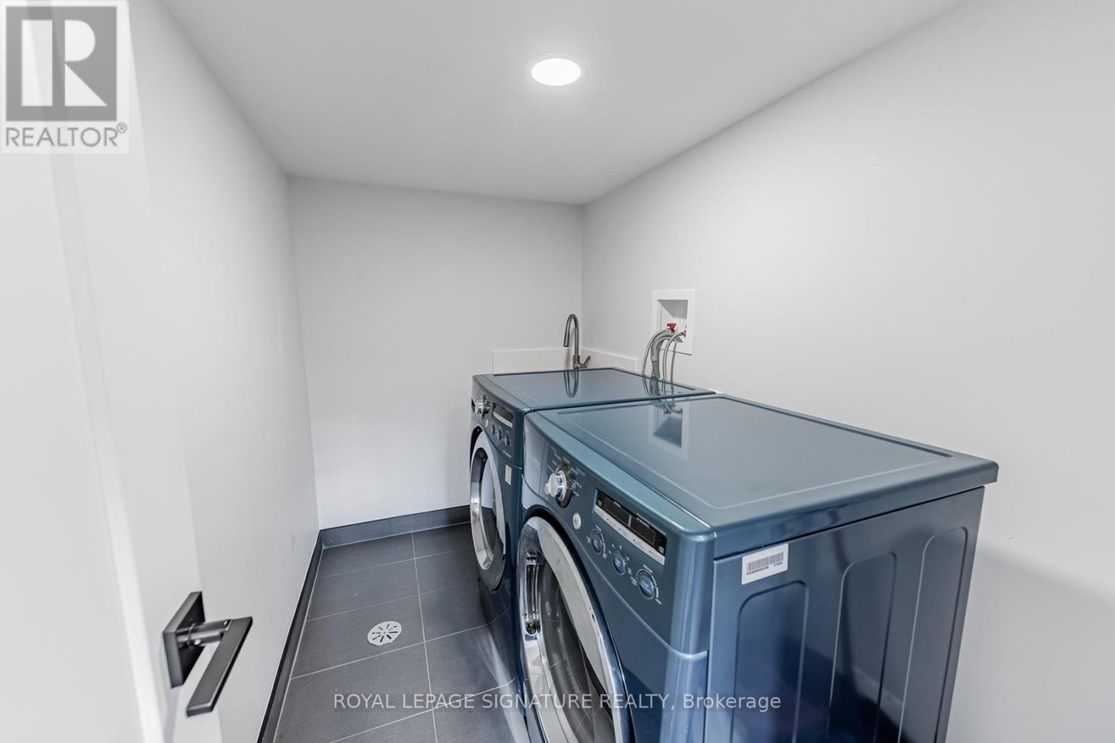 16 Boem Avenue, Toronto, Ontario  M1R 3T1 - Photo 29 - E12964154