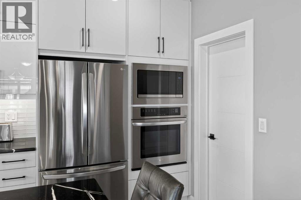 167 Yorkstone Way Sw, Calgary, Alberta  T2X 4S3 - Photo 14 - A2295135