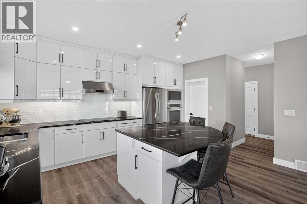 167 Yorkstone Way Sw, Calgary, Alberta  T2X 4S3 - Photo 13 - A2295135