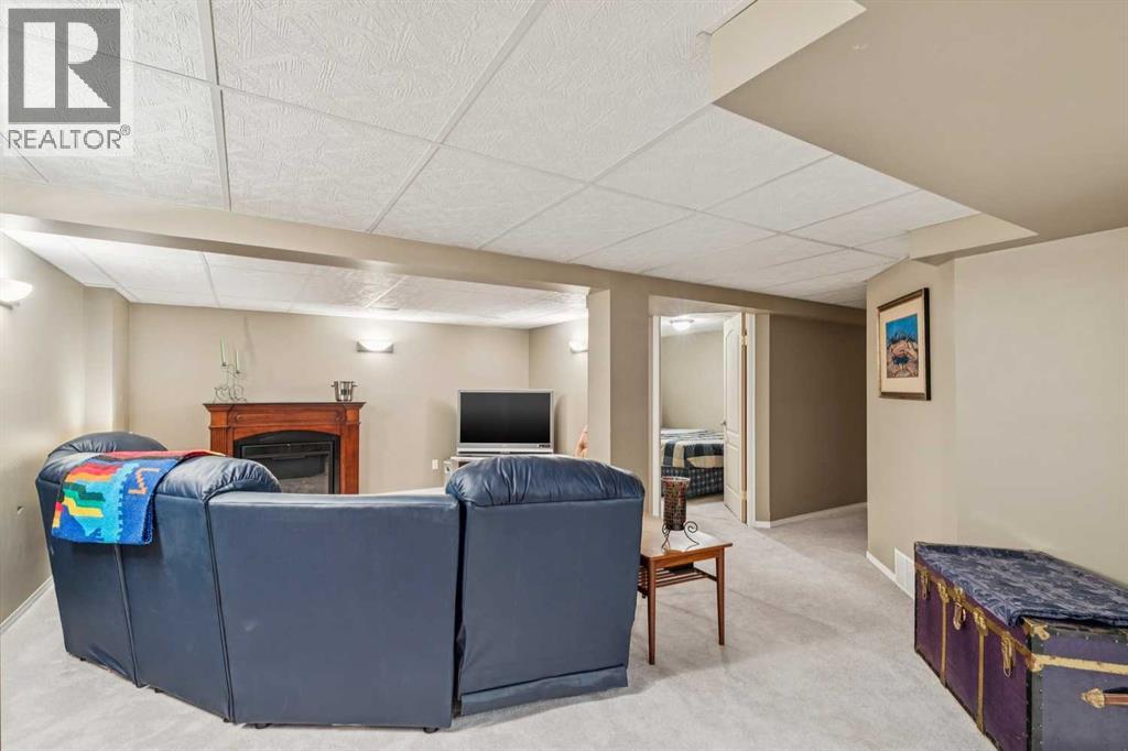 53 Somervale Point SW, Calgary, Alberta  T2Y 3K4 - Photo 23 - A2298636