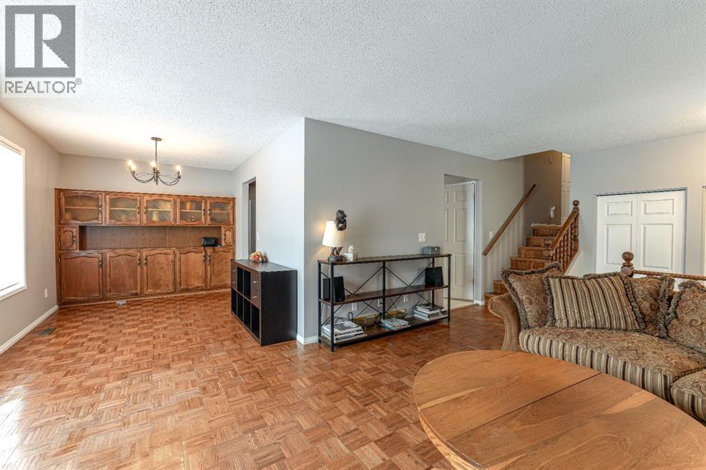 824 Whitemont Drive NE, Calgary, Alberta  T1Y 3N1 - Photo 10 - A2299462