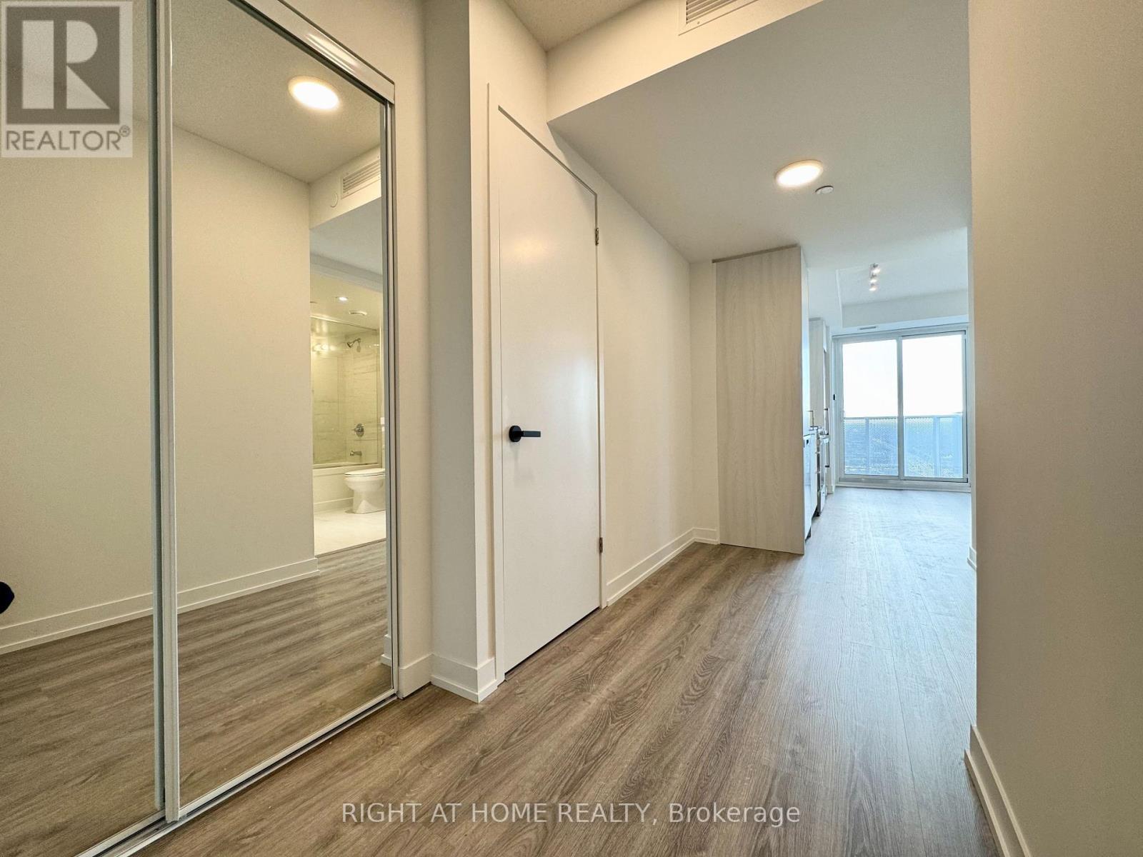 3311 - 195 Commerce Street, Vaughan, Ontario  L4K 0P9 - Photo 16 - N12963982