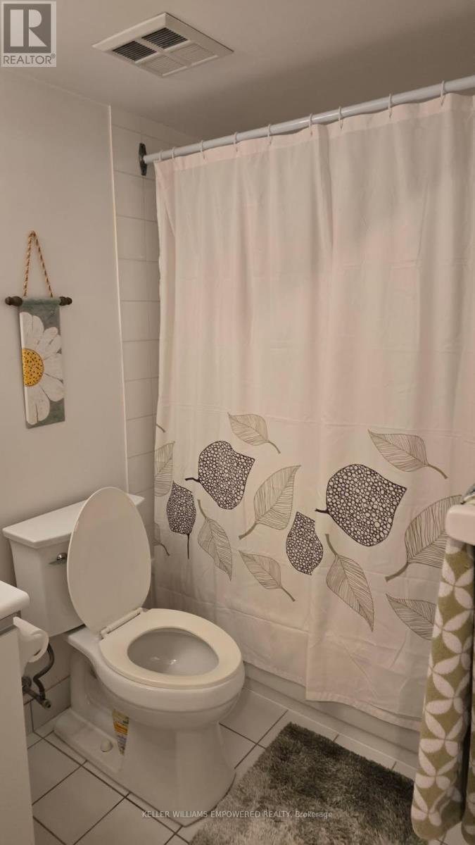 1106 - 81 Townsgate Drive, Vaughan, Ontario  L4J 8E6 - Photo 10 - N12964008