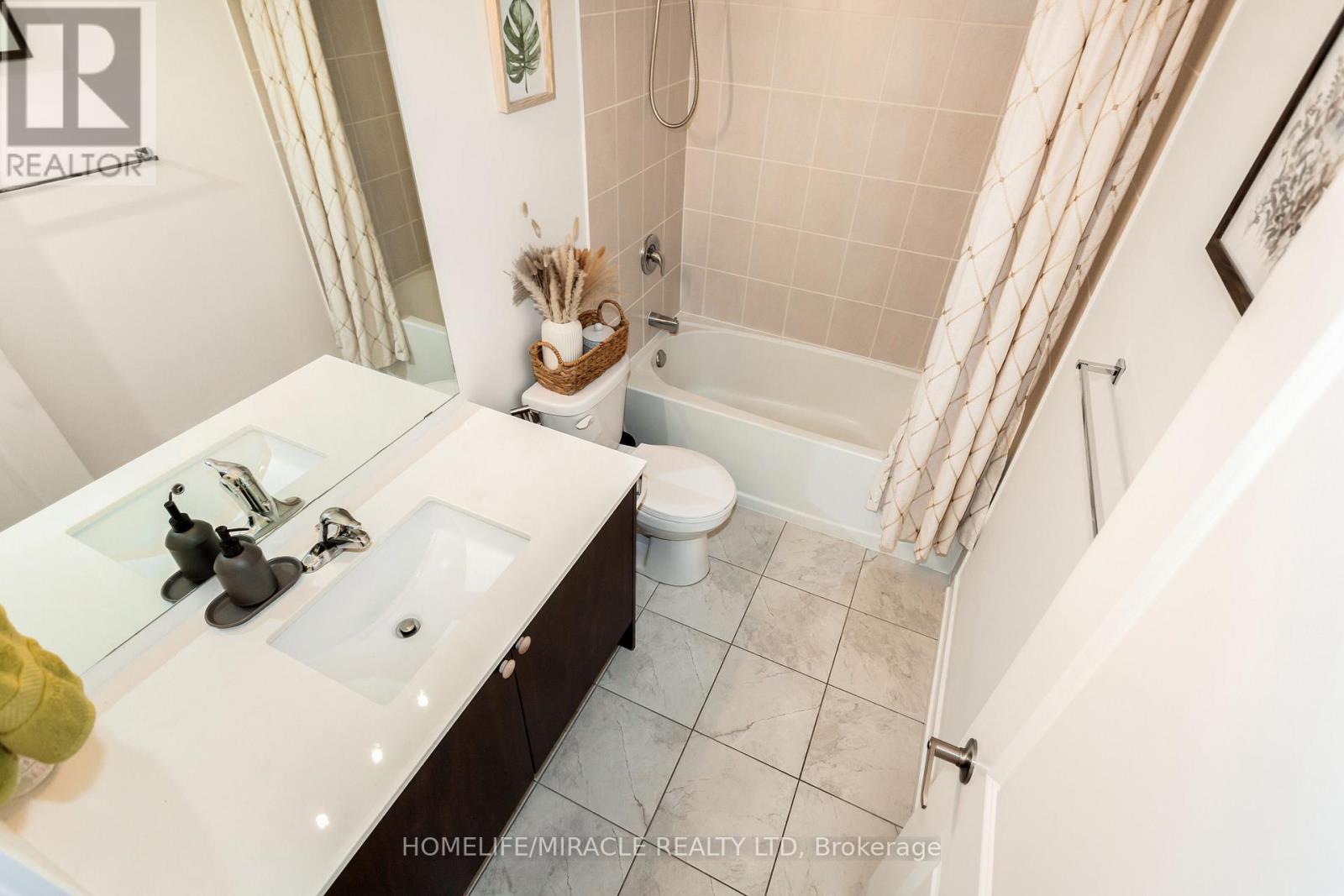 285 Dalhousie Street, Vaughan, Ontario  L4L 0L8 - Photo 32 - N12964058