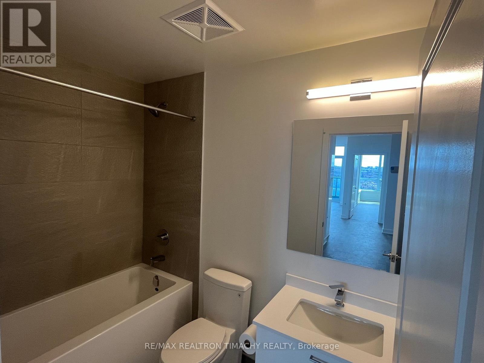 1205 - 30 Upper Mall Way, Vaughan, Ontario  L4J 0L7 - Photo 14 - N12964158