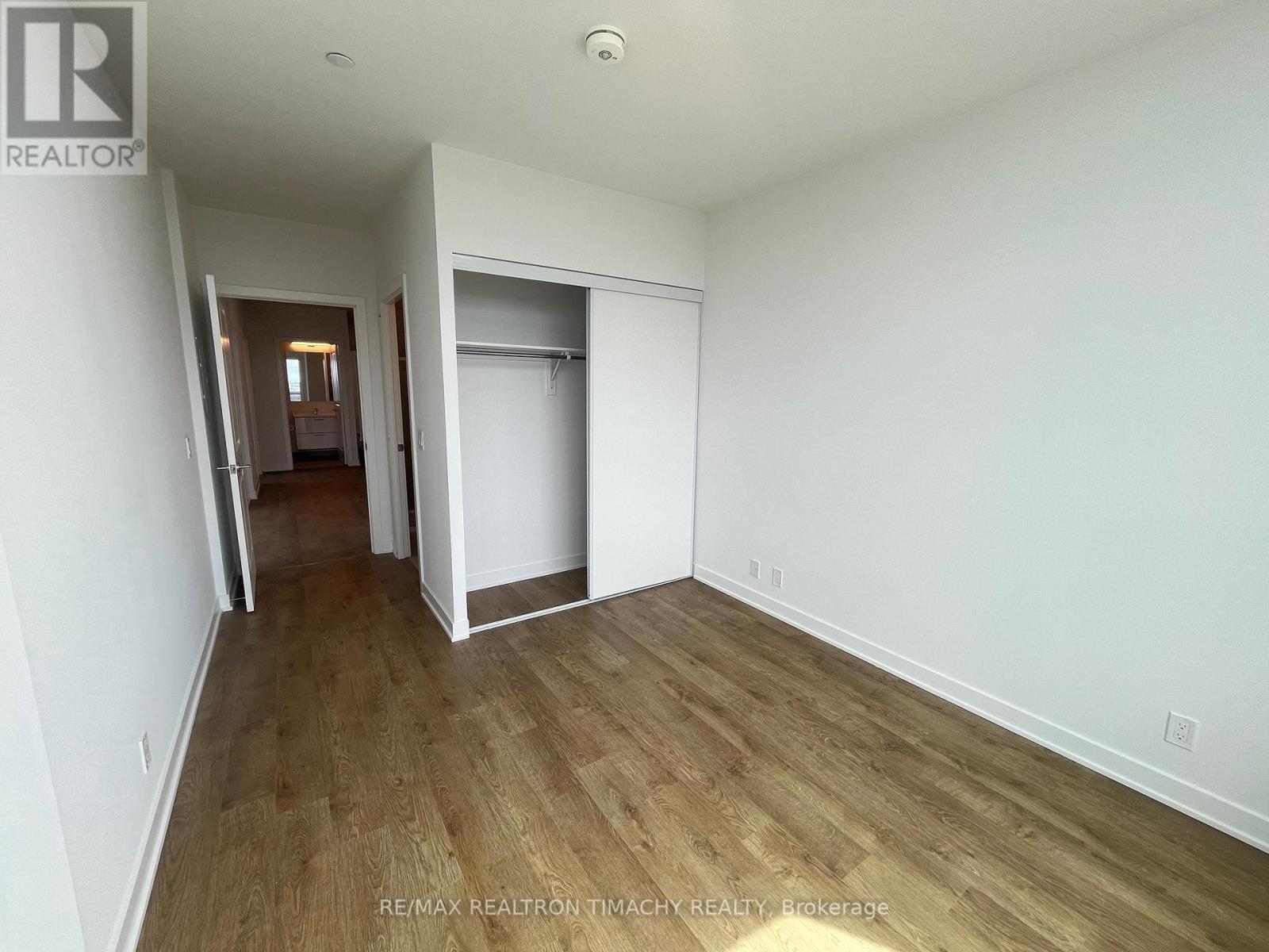 1205 - 30 Upper Mall Way, Vaughan, Ontario  L4J 0L7 - Photo 16 - N12964158