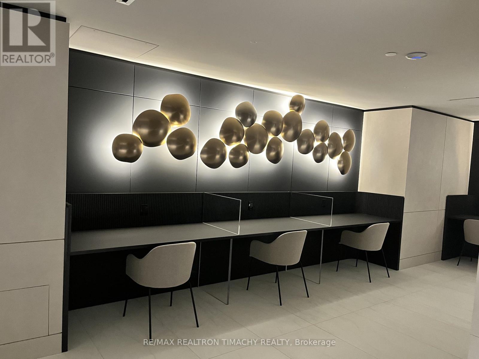 1205 - 30 Upper Mall Way, Vaughan, Ontario  L4J 0L7 - Photo 22 - N12964158