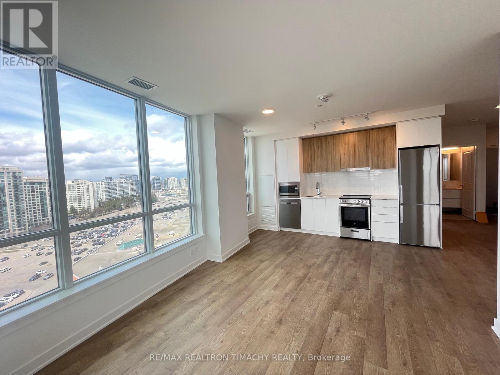 1205 - 30 Upper Mall Way, Vaughan, Ontario  L4J 0L7 - Photo 4 - N12964158