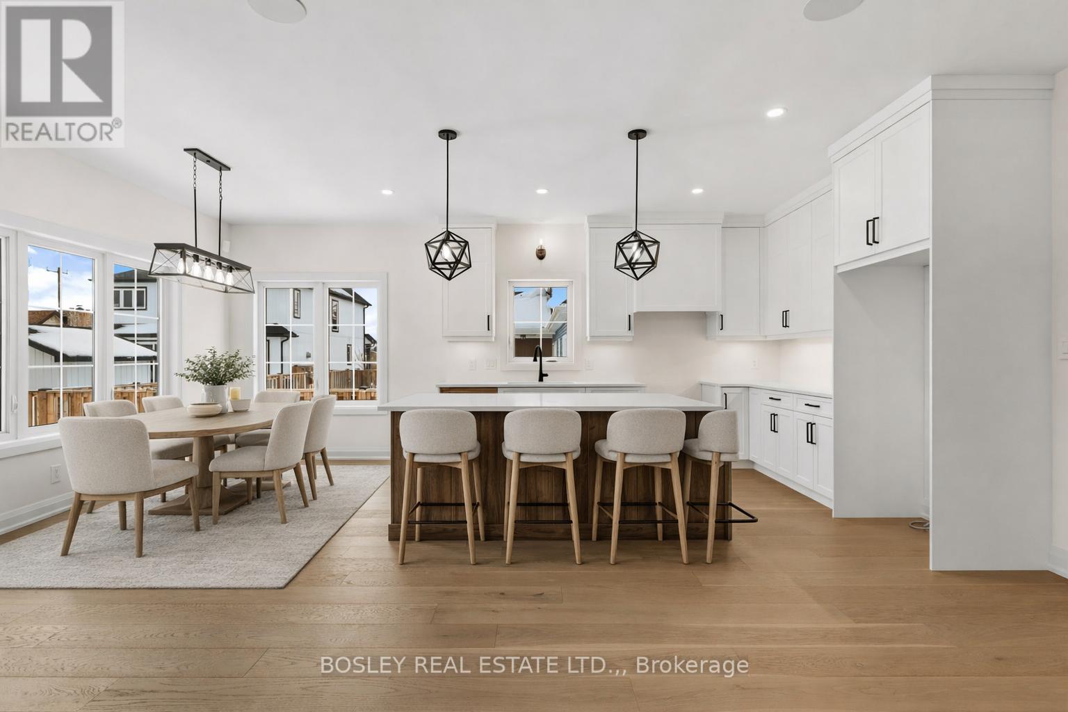 60 Pleasant Avenue N, Fort Erie, Ontario  L0S 1N0 - Photo 5 - X12964452