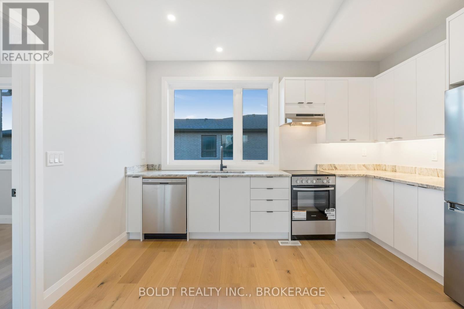 35 Wellspring Way, Pelham, Ontario  L3B 5N5 - Photo 41 - X12964590