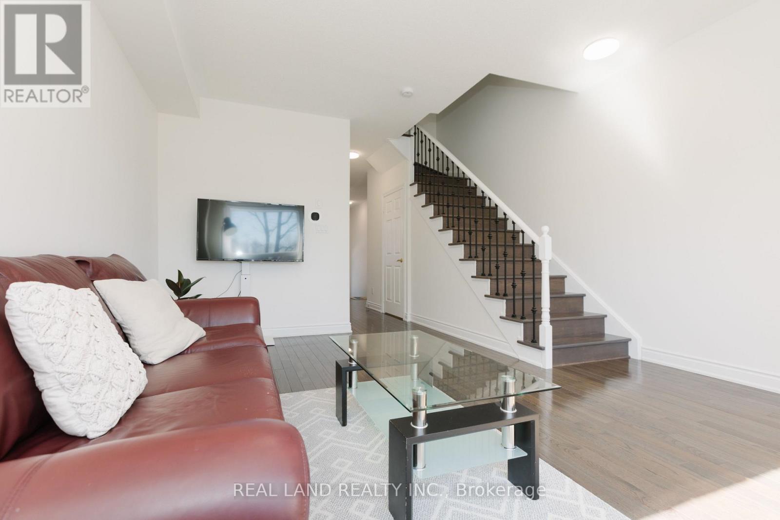 22 Loring Doolittle Court, Aurora, Ontario  L4G 7Y8 - Photo 9 - N12962538