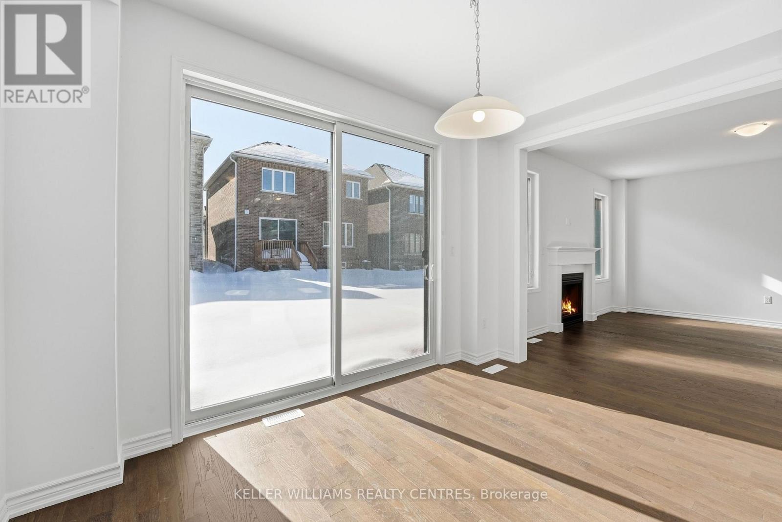 45 Mcbride Trail, Barrie, Ontario  L9J 0Y8 - Photo 15 - S12964056