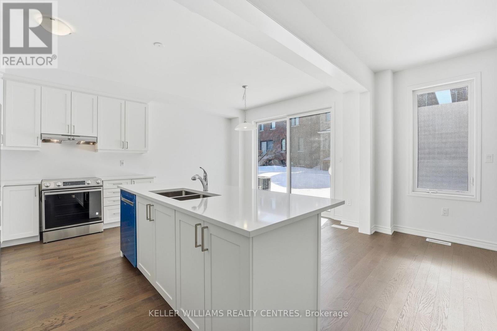 45 Mcbride Trail, Barrie, Ontario  L9J 0Y8 - Photo 16 - S12964056