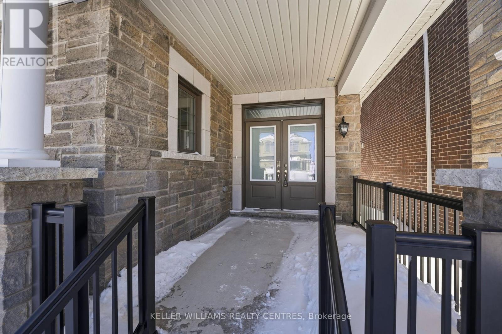 45 Mcbride Trail, Barrie, Ontario  L9J 0Y8 - Photo 2 - S12964056