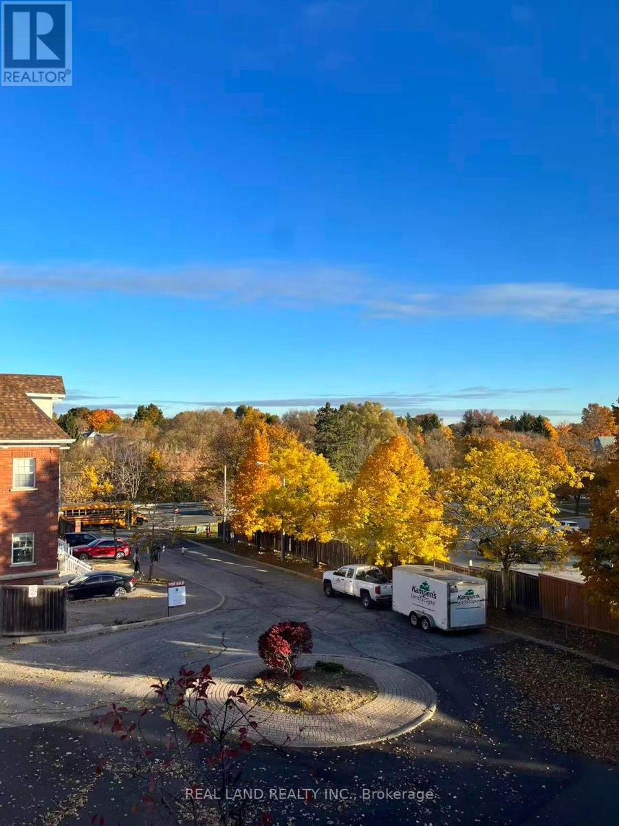 22 Loring Doolittle Court, Aurora, Ontario  L4G 7Y8 - Photo 5 - N12962538