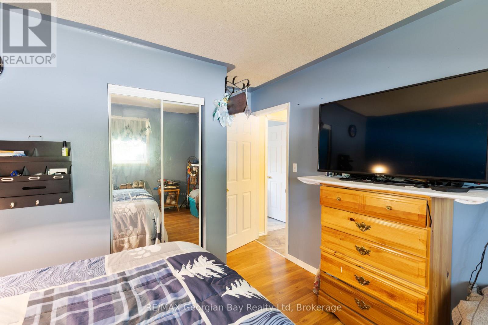 739 Simcoe Avenue, Tay (Port Mcnicoll), Ontario  L0K 1R0 - Photo 22 - S12964370