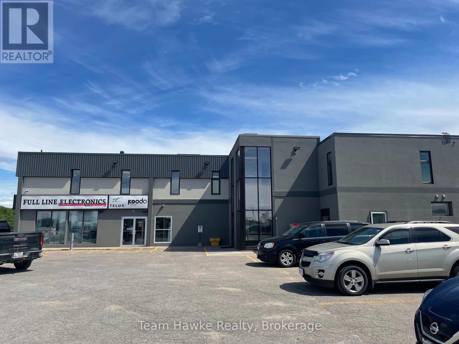 202 - 9170 County 93 Road, Midland, Ontario  L4R 4K4 - Photo 3 - S12964592