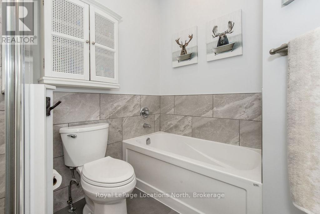 14 Berkshire Avenue, Wasaga Beach, Ontario  L9Z 0G3 - Photo 21 - S12964636