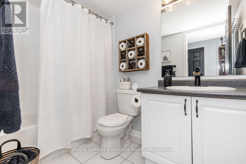 14 Berkshire Avenue, Wasaga Beach, Ontario  L9Z 0G3 - Photo 35 - S12964636