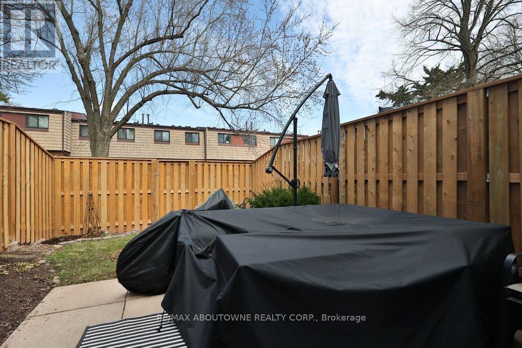 23 - 1525 Elm Road, Oakville, Ontario  L6H 1W3 - Photo 19 - W12963974