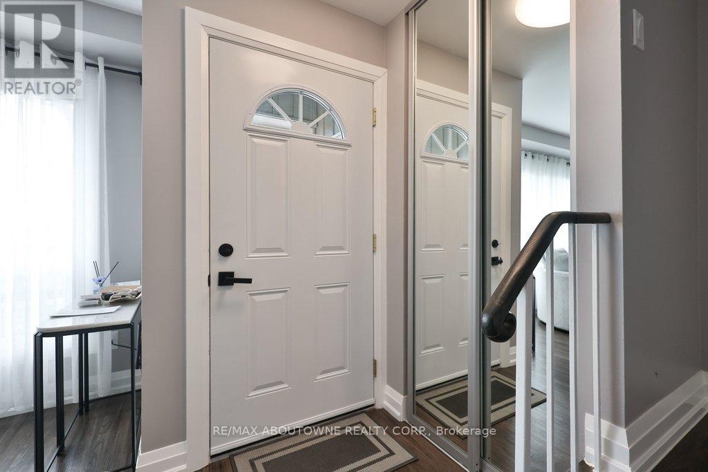 23 - 1525 Elm Road, Oakville, Ontario  L6H 1W3 - Photo 2 - W12963974