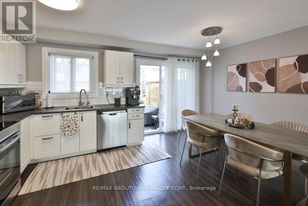 23 - 1525 Elm Road, Oakville, Ontario  L6H 1W3 - Photo 6 - W12963974