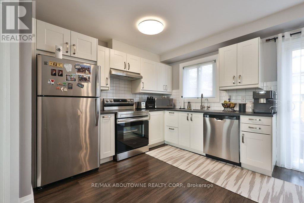 23 - 1525 Elm Road, Oakville, Ontario  L6H 1W3 - Photo 7 - W12963974