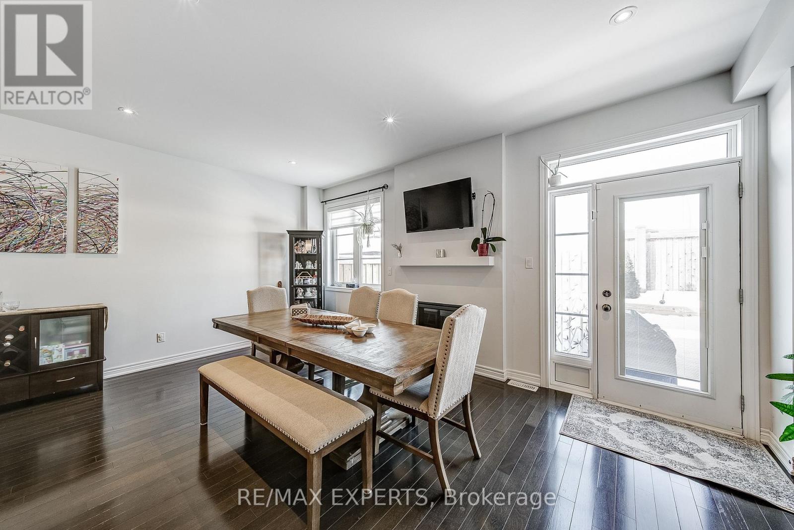 60 Humbershed Crescent, Caledon, Ontario  L7E 2X4 - Photo 17 - W12963992