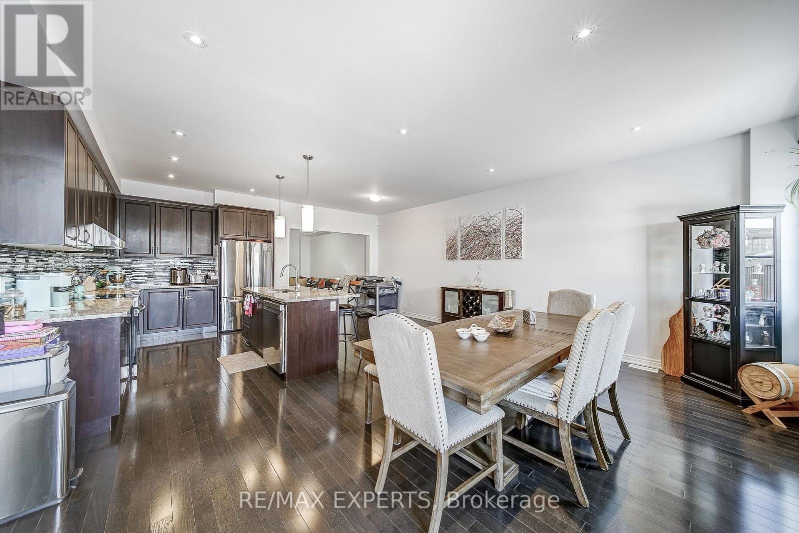 60 Humbershed Crescent, Caledon, Ontario  L7E 2X4 - Photo 18 - W12963992