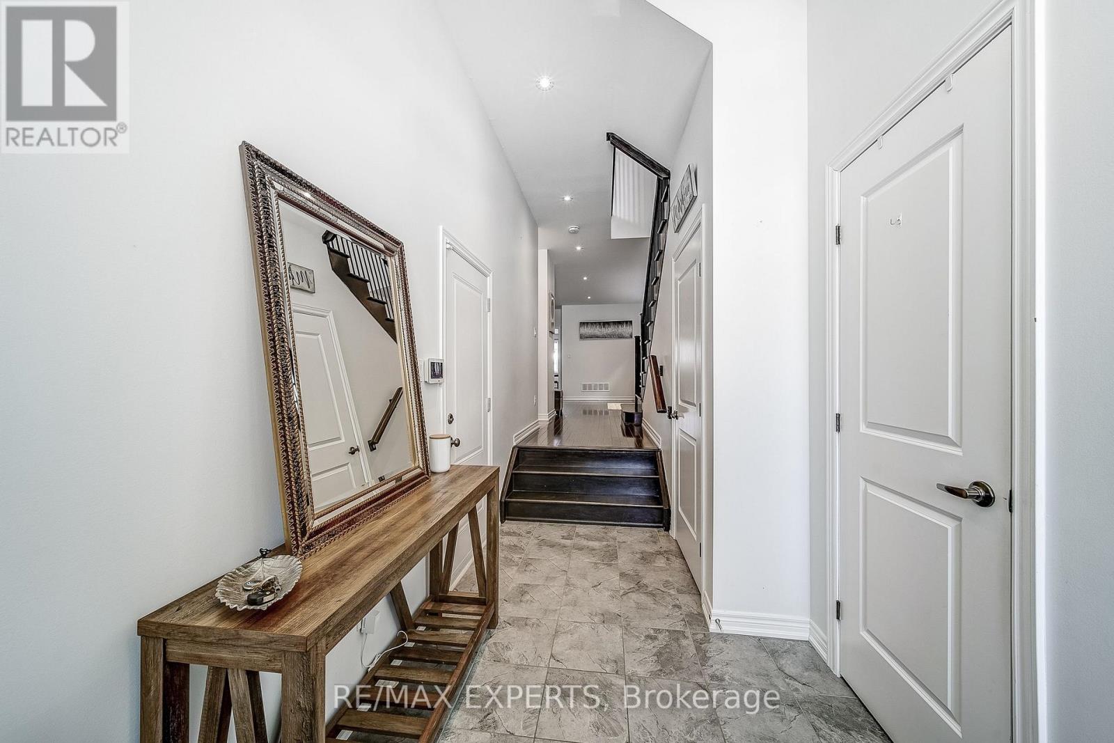 60 Humbershed Crescent, Caledon, Ontario  L7E 2X4 - Photo 6 - W12963992