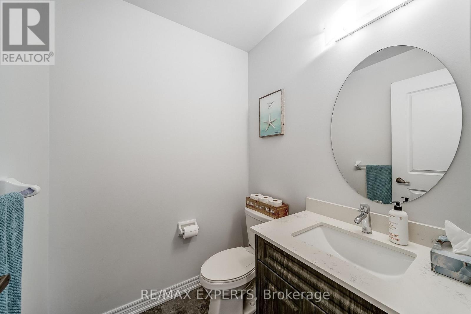 60 Humbershed Crescent, Caledon, Ontario  L7E 2X4 - Photo 7 - W12963992