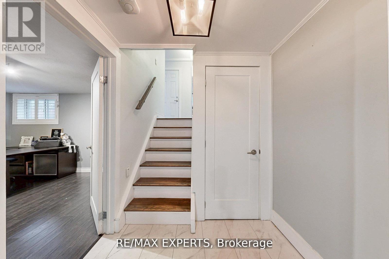 4323 Forsyth Boulevard, Burlington, Ontario  L7L 2M2 - Photo 19 - W12964010