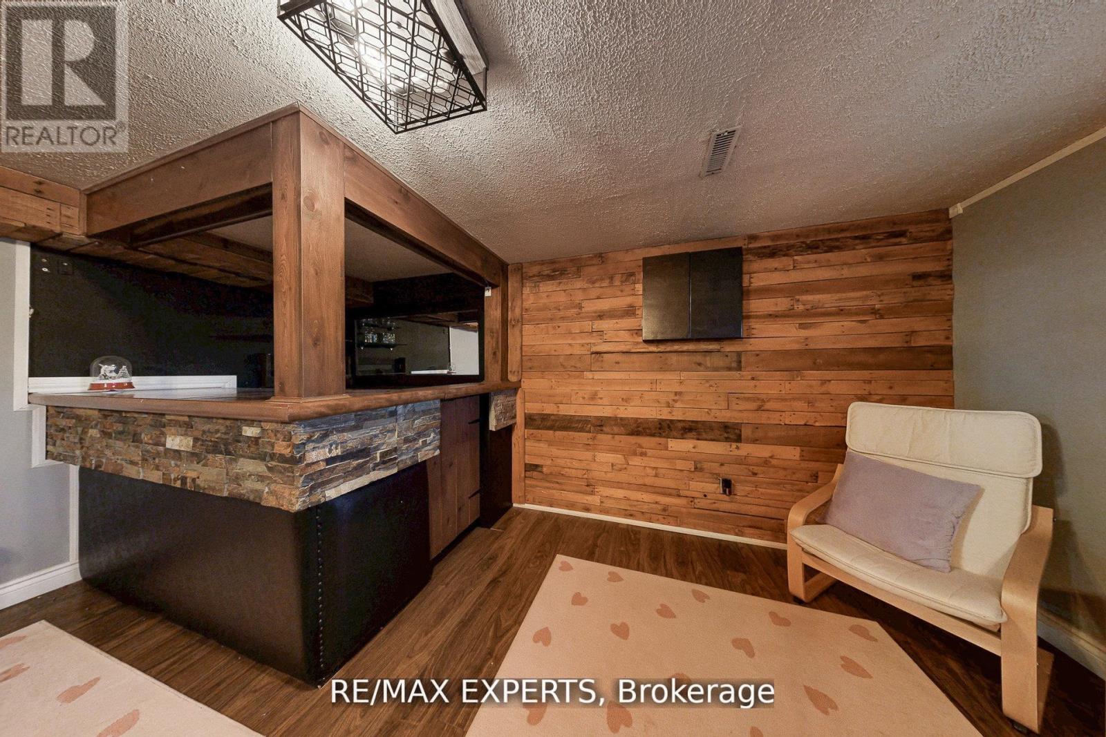 4323 Forsyth Boulevard, Burlington, Ontario  L7L 2M2 - Photo 28 - W12964010