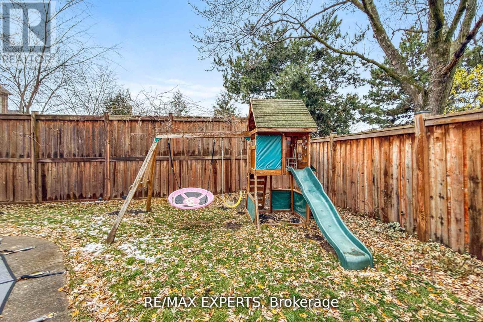 4323 Forsyth Boulevard, Burlington, Ontario  L7L 2M2 - Photo 34 - W12964010