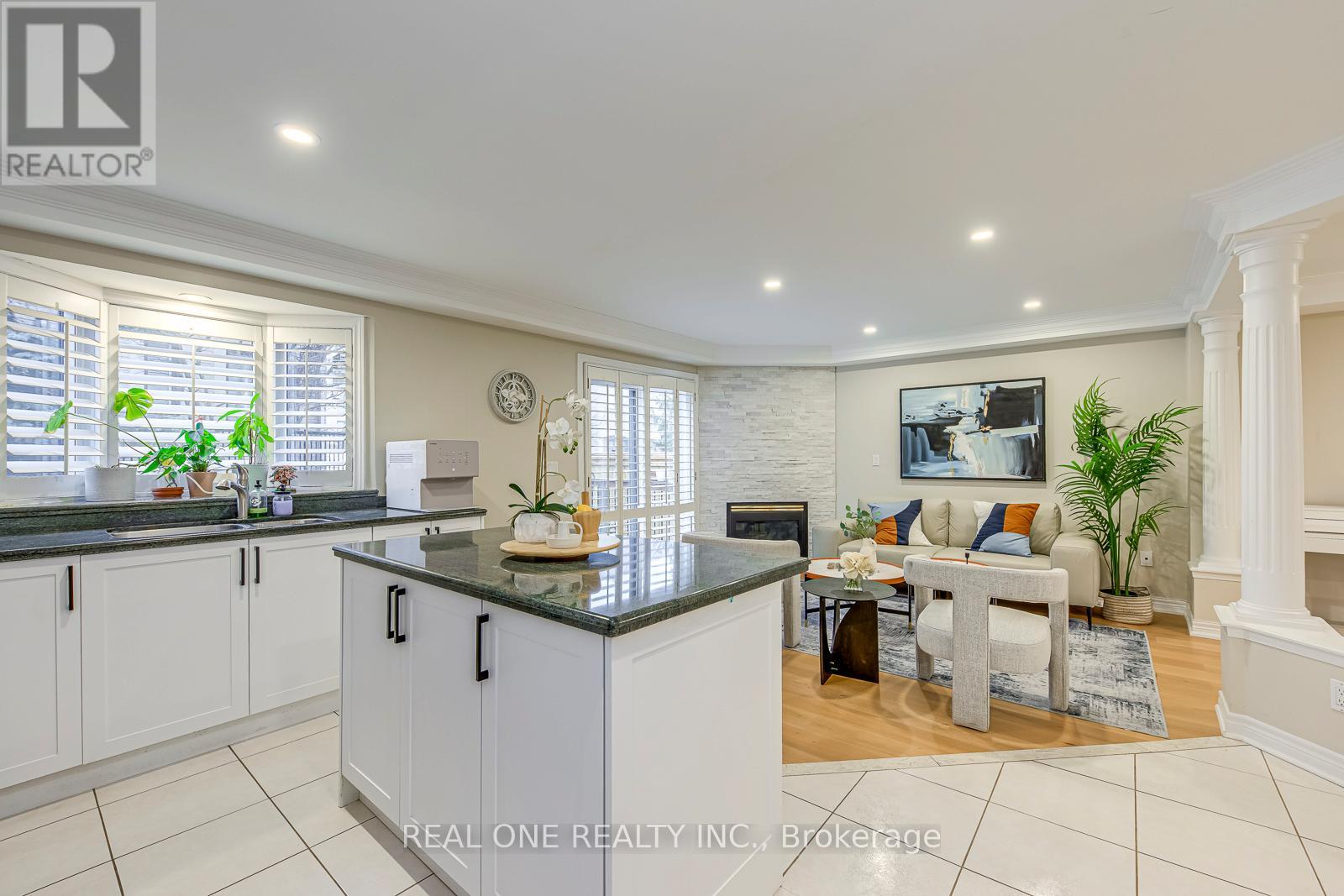 6 - 2250 Rockingham Drive, Oakville, Ontario  L6H 6J3 - Photo 16 - W12964026