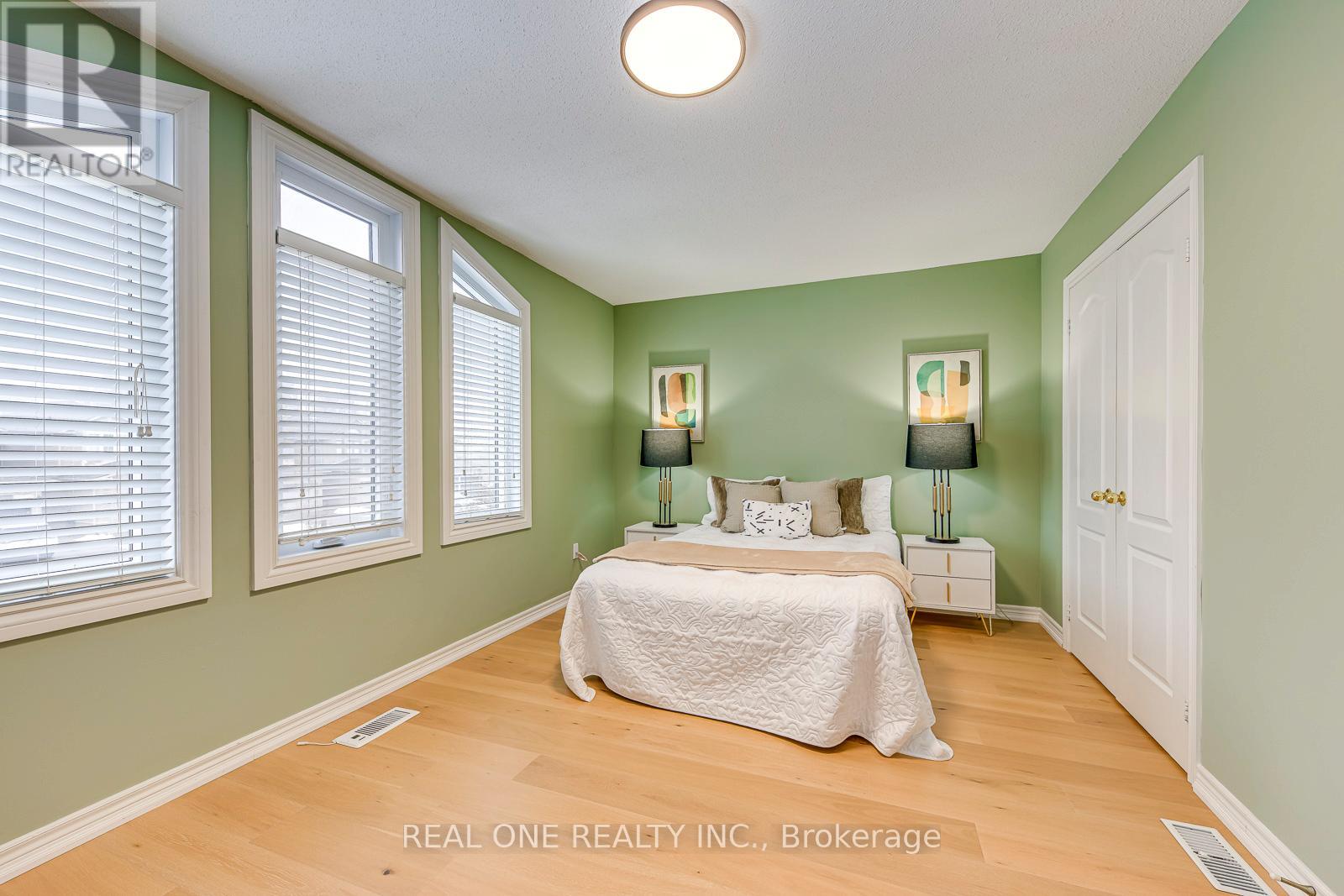 6 - 2250 Rockingham Drive, Oakville, Ontario  L6H 6J3 - Photo 30 - W12964026