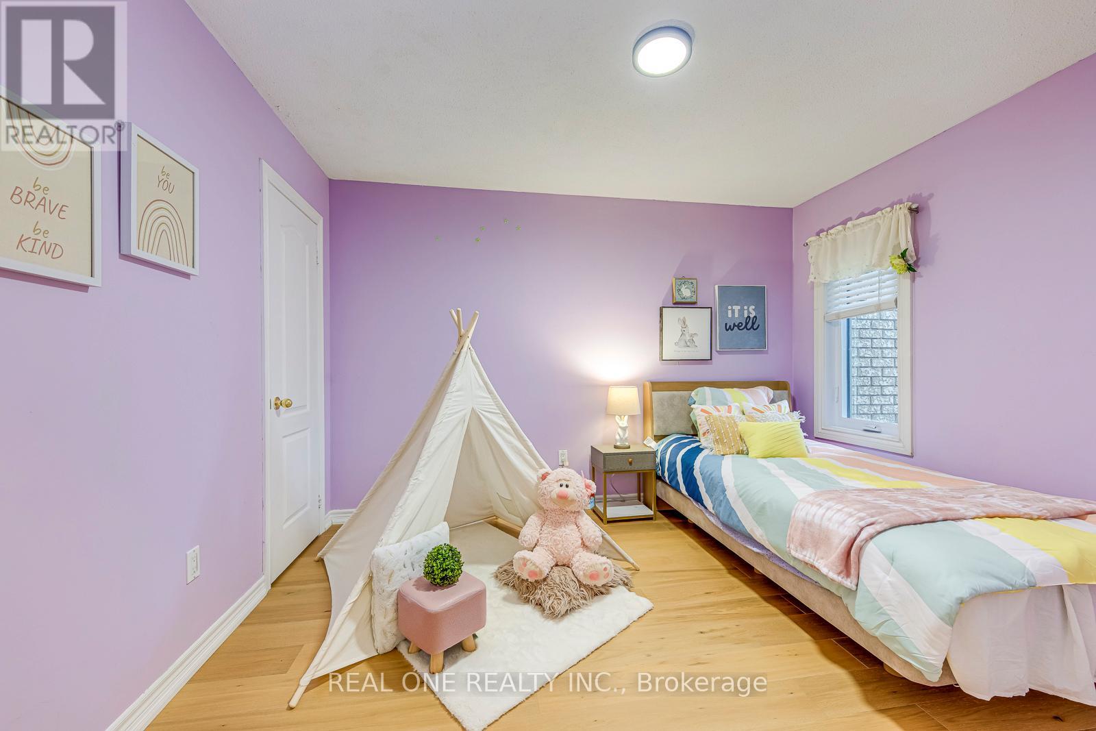 6 - 2250 Rockingham Drive, Oakville, Ontario  L6H 6J3 - Photo 31 - W12964026