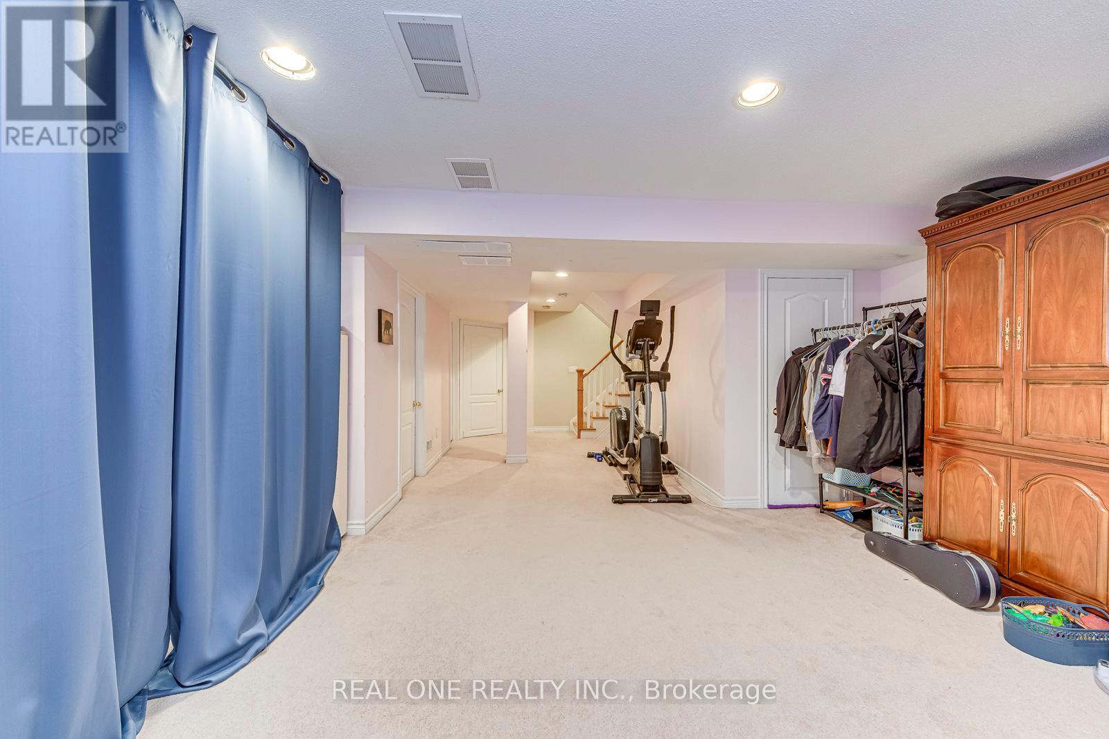 6 - 2250 Rockingham Drive, Oakville, Ontario  L6H 6J3 - Photo 37 - W12964026