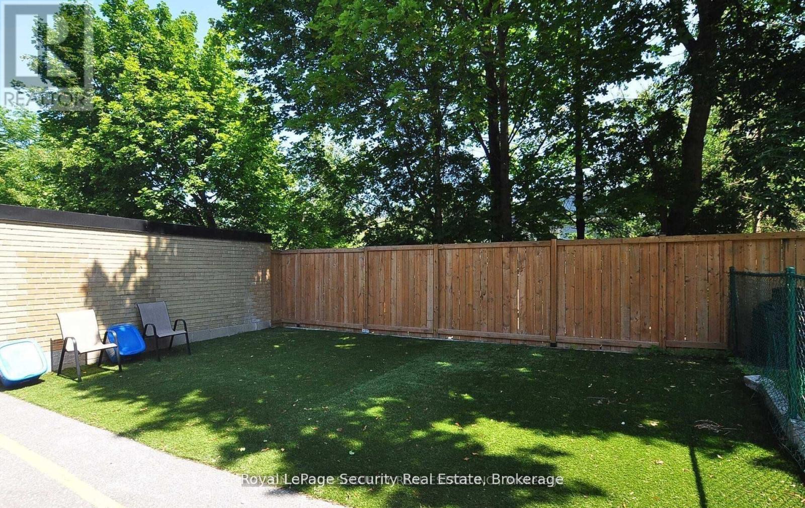 2 - 109 Stephen Drive, Toronto, Ontario  M8Y 3M8 - Photo 22 - W12964106