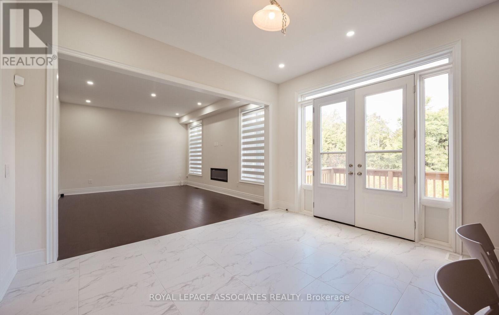 55 Raspberry Ridge Avenue, Caledon, Ontario  L0C 0H1 - Photo 13 - W12964202