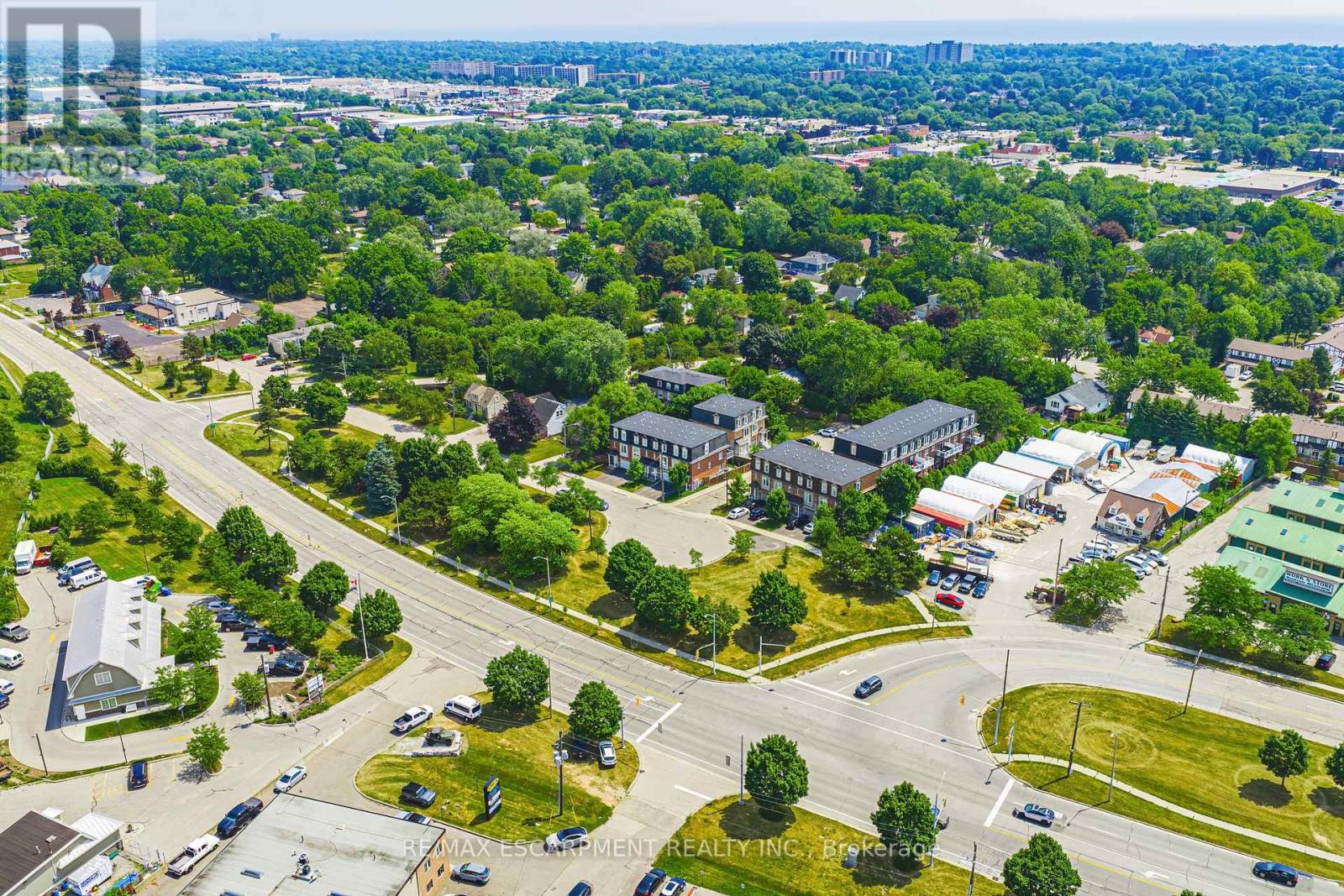 4 - 2220 Queensway Drive, Burlington, Ontario  L7R 0E7 - Photo 41 - W12964204