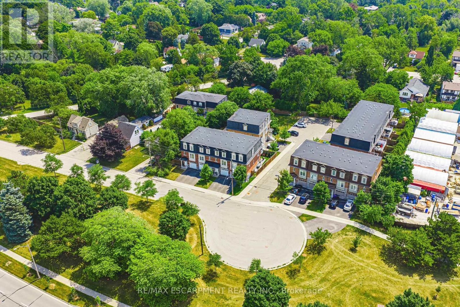 4 - 2220 Queensway Drive, Burlington, Ontario  L7R 0E7 - Photo 43 - W12964204