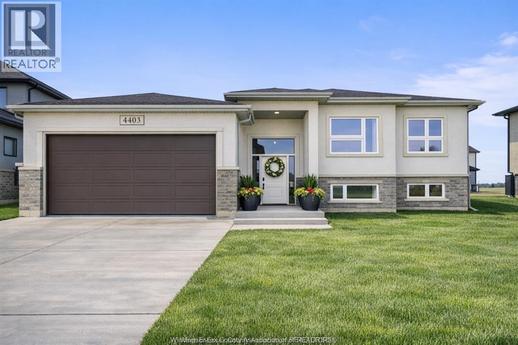 MLS# 26007203: 4403 Belmont AVENUE, Comber, Canada