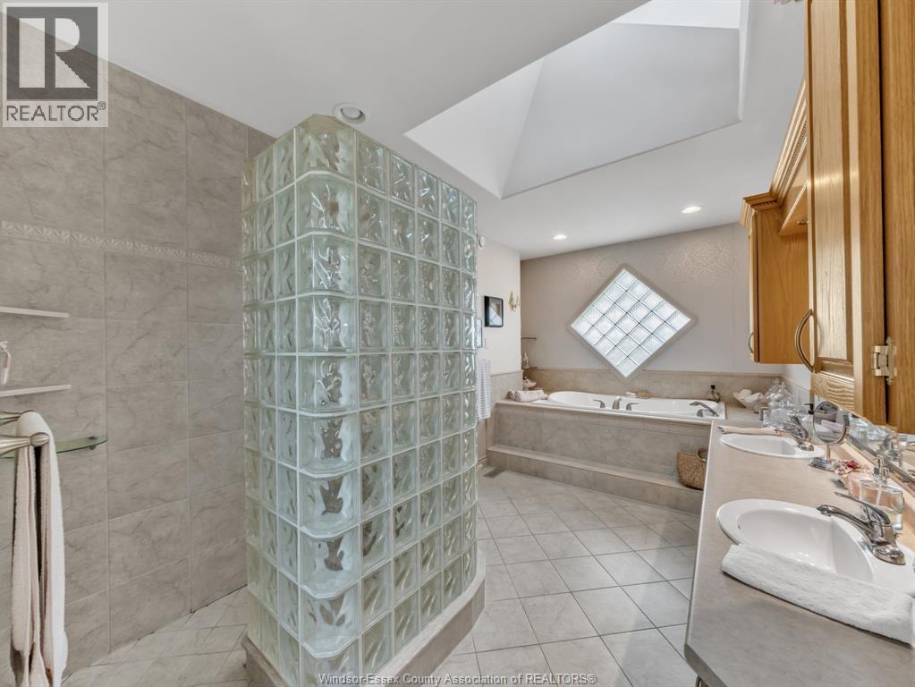 1841 Talbot Road West, Kingsville, Ontario  N9Y 2E4 - Photo 14 - 26007193