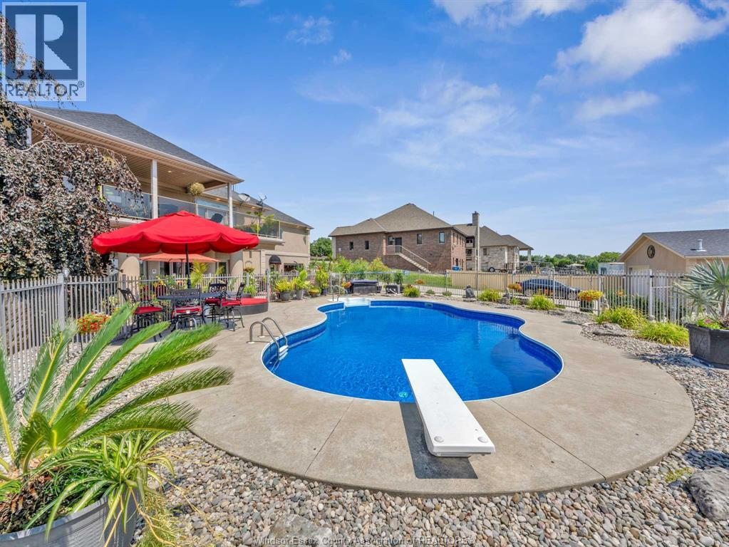 1841 Talbot Road West, Kingsville, Ontario  N9Y 2E4 - Photo 45 - 26007193