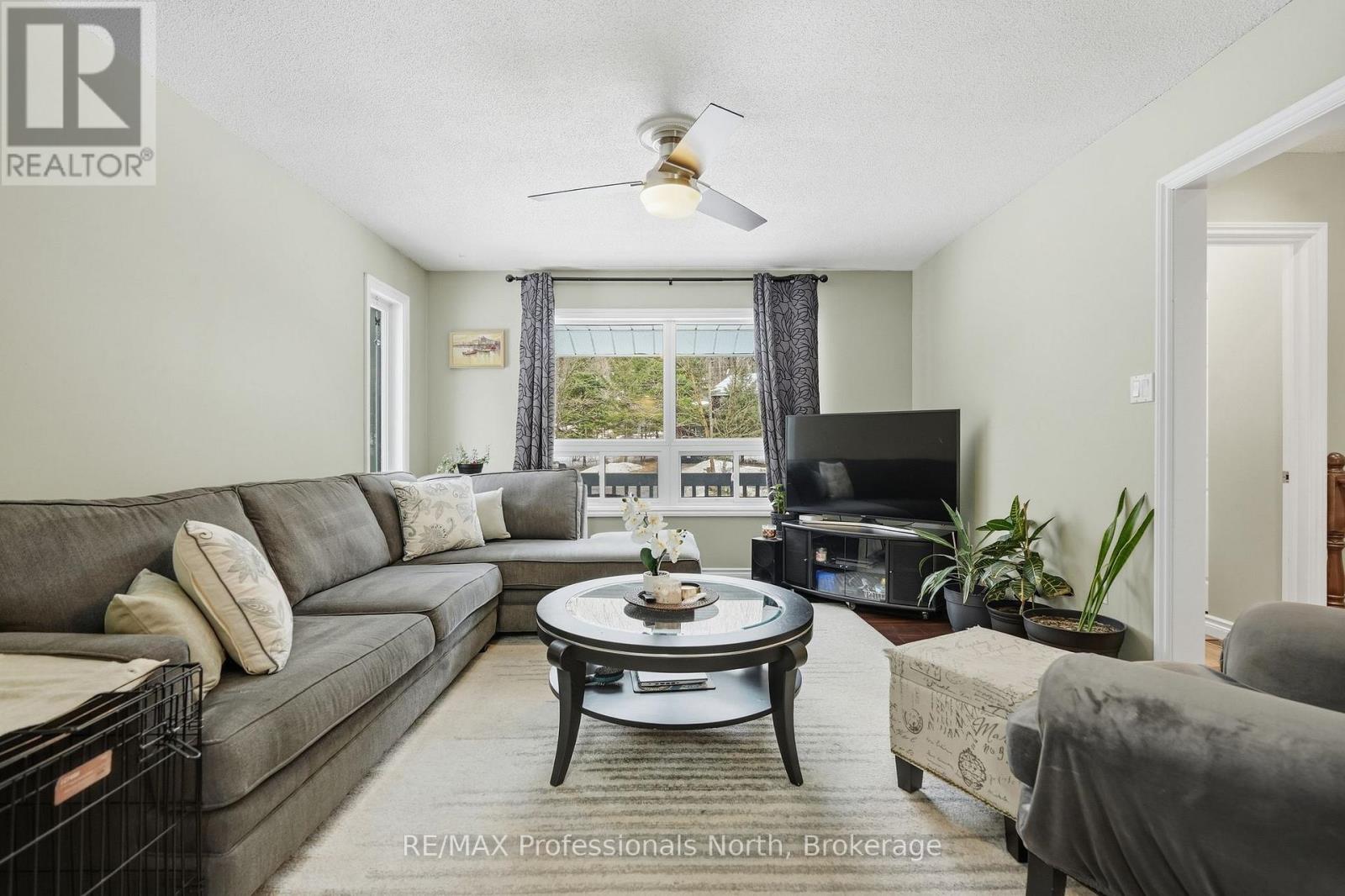 99 Vernon Lane, Huntsville, Ontario  P1H 2J2 - Photo 13 - X12964314