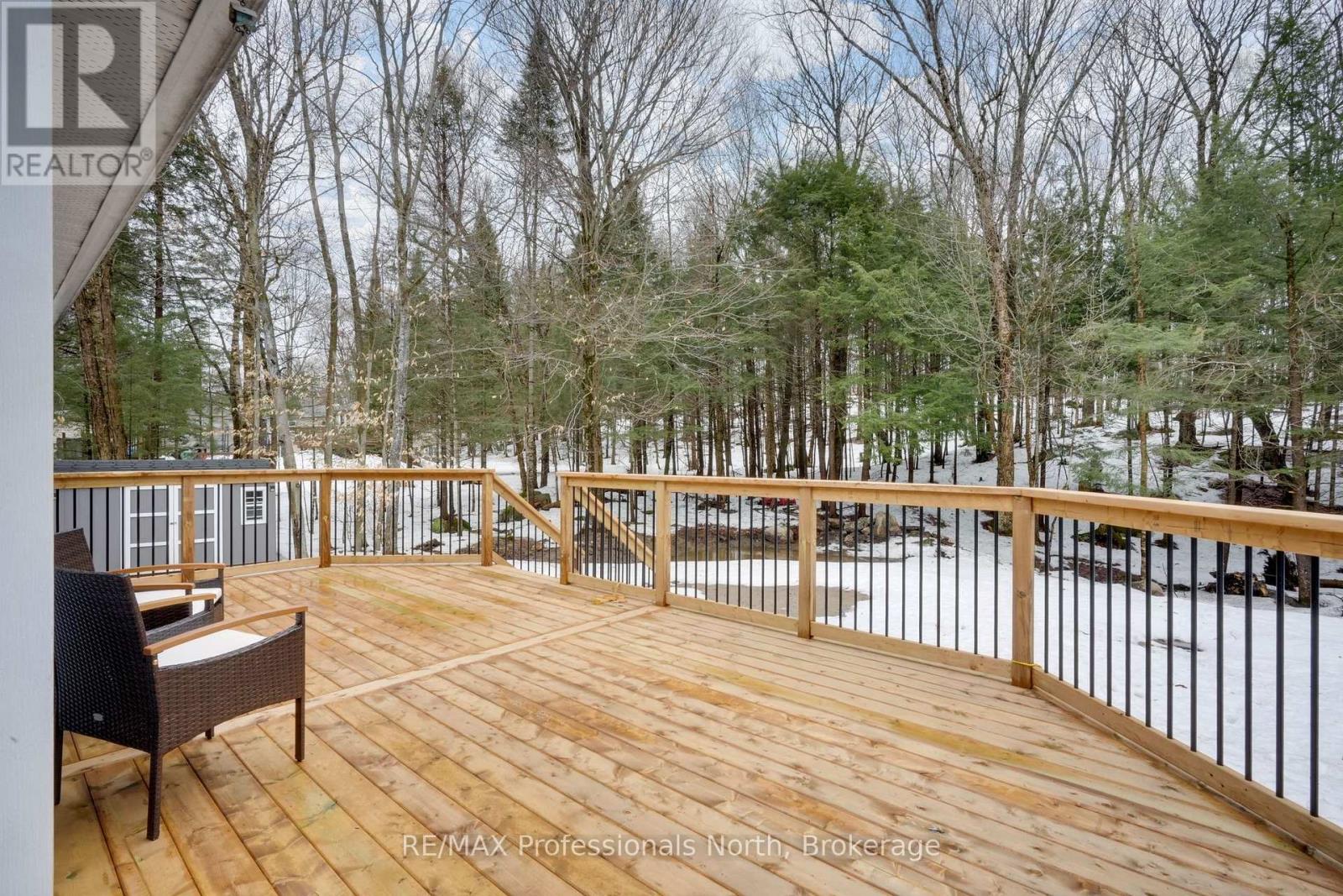 99 Vernon Lane, Huntsville, Ontario  P1H 2J2 - Photo 37 - X12964314