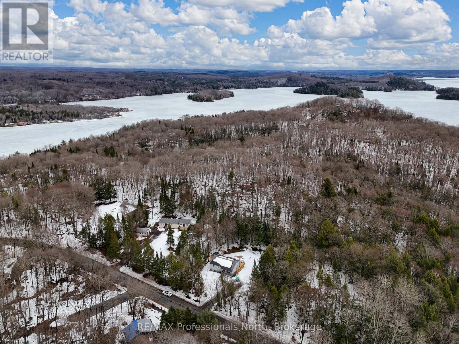 99 Vernon Lane, Huntsville, Ontario  P1H 2J2 - Photo 39 - X12964314