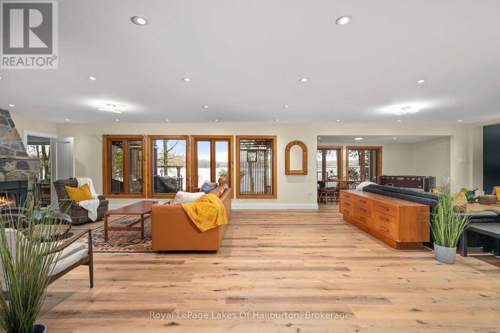 1073 Grass Lake Road, Dysart Et Al, Ontario  K0M 1S0 - Photo 11 - X12964350