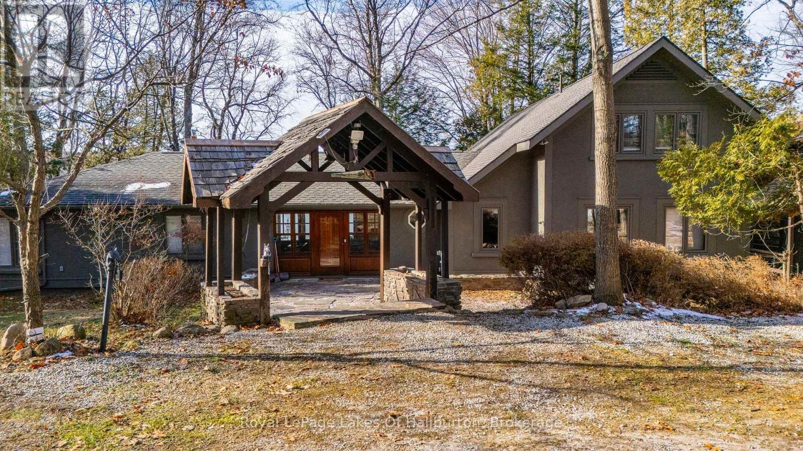 1073 Grass Lake Road, Dysart Et Al, Ontario  K0M 1S0 - Photo 6 - X12964350